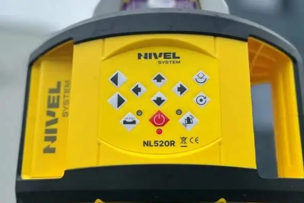 Цифровий сенсор RD700 Digital – новий стандарт точності у ротаційних нівелірах Nivel System!
