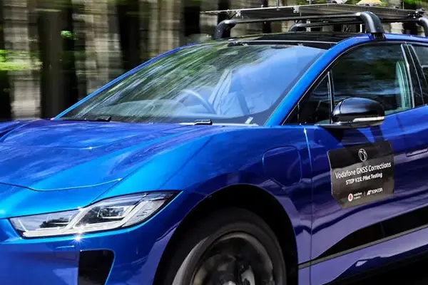 Vodafone та Topcon об’єднуються для створення супутникової технології з точністю до сантиметра